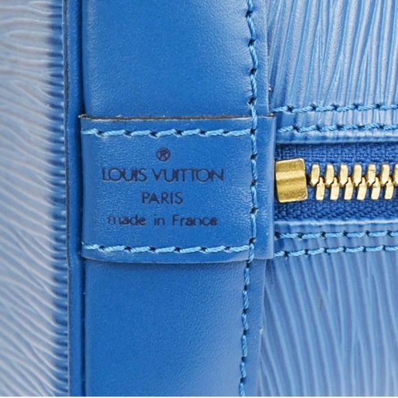 Auth Louis Vuitton Alma Epi Leather HandBag - Picture 11 of 15